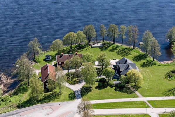 Property grounds - Hotell Grönfeltsgården (Karlskoga)