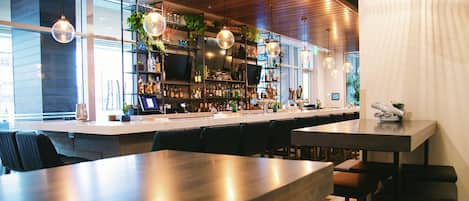 Bar (en la propiedad)