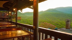 Restaurant - Paso Del Alaska Resort (Juayua)