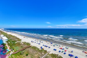 On the beach - Blue Water Keyes by Condo-World (North Myrtle Beach)