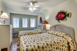 House, 5 Bedrooms, Pool View