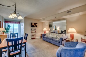 Condo, 2 Bedrooms, Beach View | Living area
