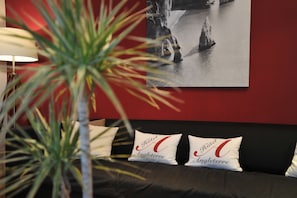 Interior - Hotel d'Angleterre (Etretat)