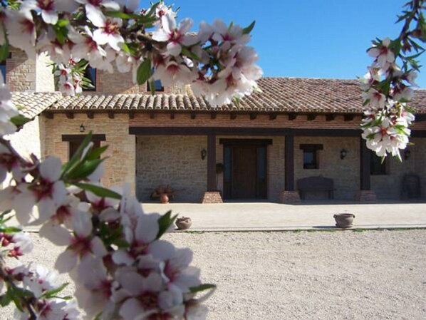 Entrée de l’hébergement