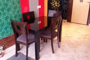 아파트, 침실 2개 | 객실 내 식사 공간