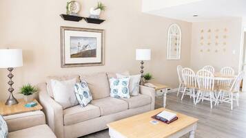 Superior Townhome, 2 Bedrooms | Living area | 42-inch flat-screen TV with cable channels, TV