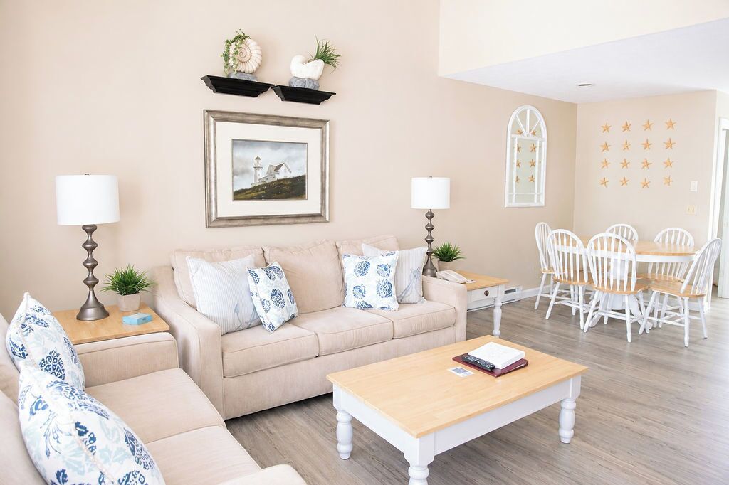 Superior Townhome, 2 Bedrooms | Living area | 42-inch flat-screen TV with cable channels, TV