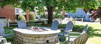 Elmwood Resort Hotel