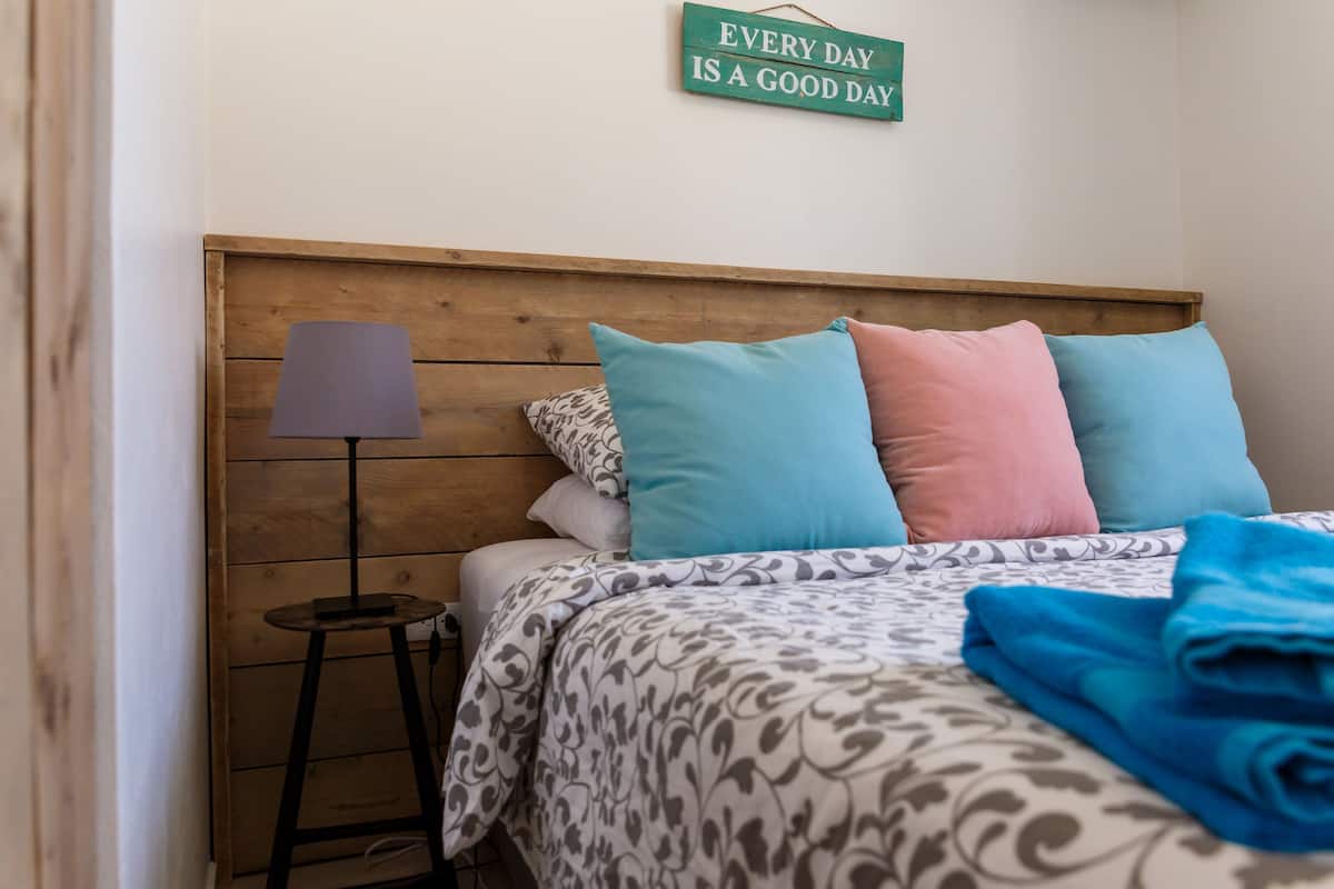 Bungalow, 1 Bedroom, Patio, Poolside | Premium bedding, pillow-top beds, in-room safe, laptop workspace