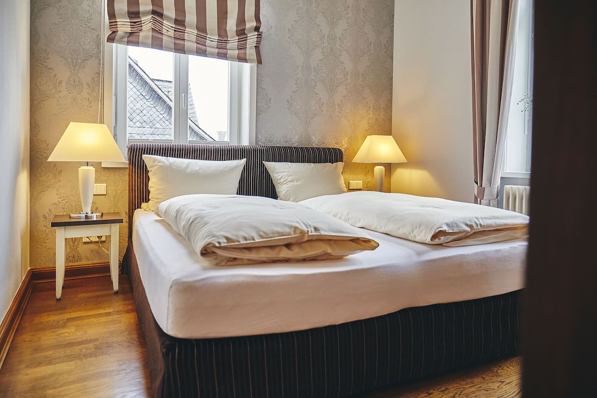 standard double room | hypo-allergenic bedding, individually decorated, individually furnished