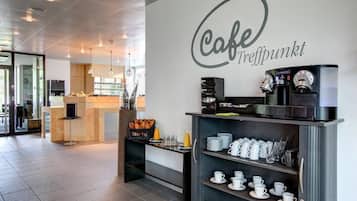 Buffet breakfast on weekdays (CHF 14.50 per person)