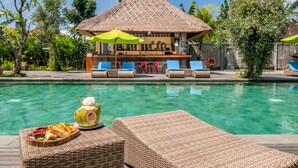 2 quầy bar/khu lounge 