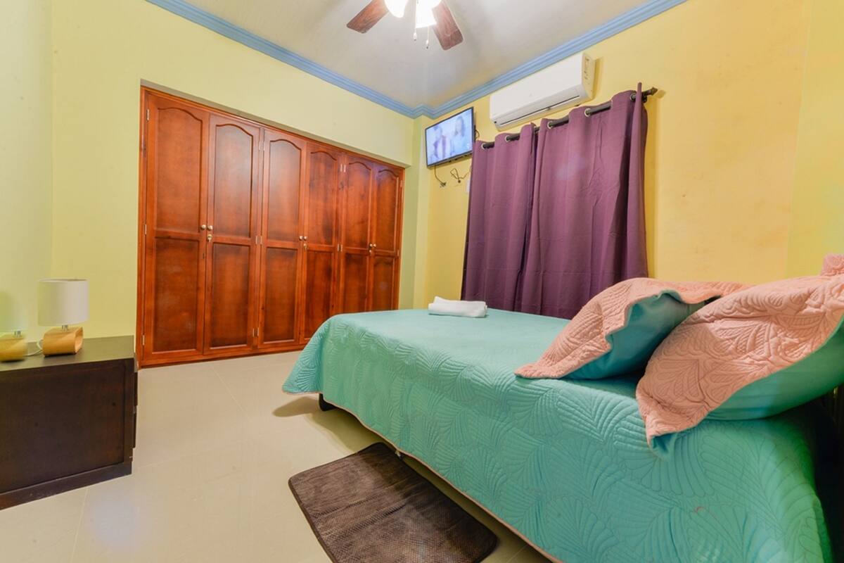 Comfort Double Room | Iron/ironing board, free WiFi, bed sheets, wheelchair access