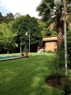 Property grounds - El Refugio de las Palomas (Tepoztlán)