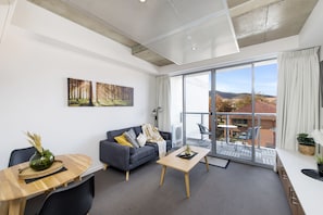 Living area - Accommodate Canberra - Mode (Braddon)