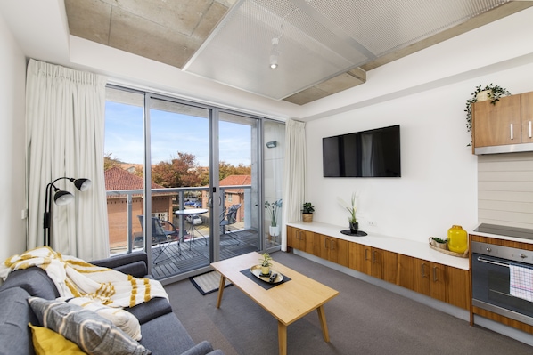 Living area - Accommodate Canberra - Mode (Braddon)