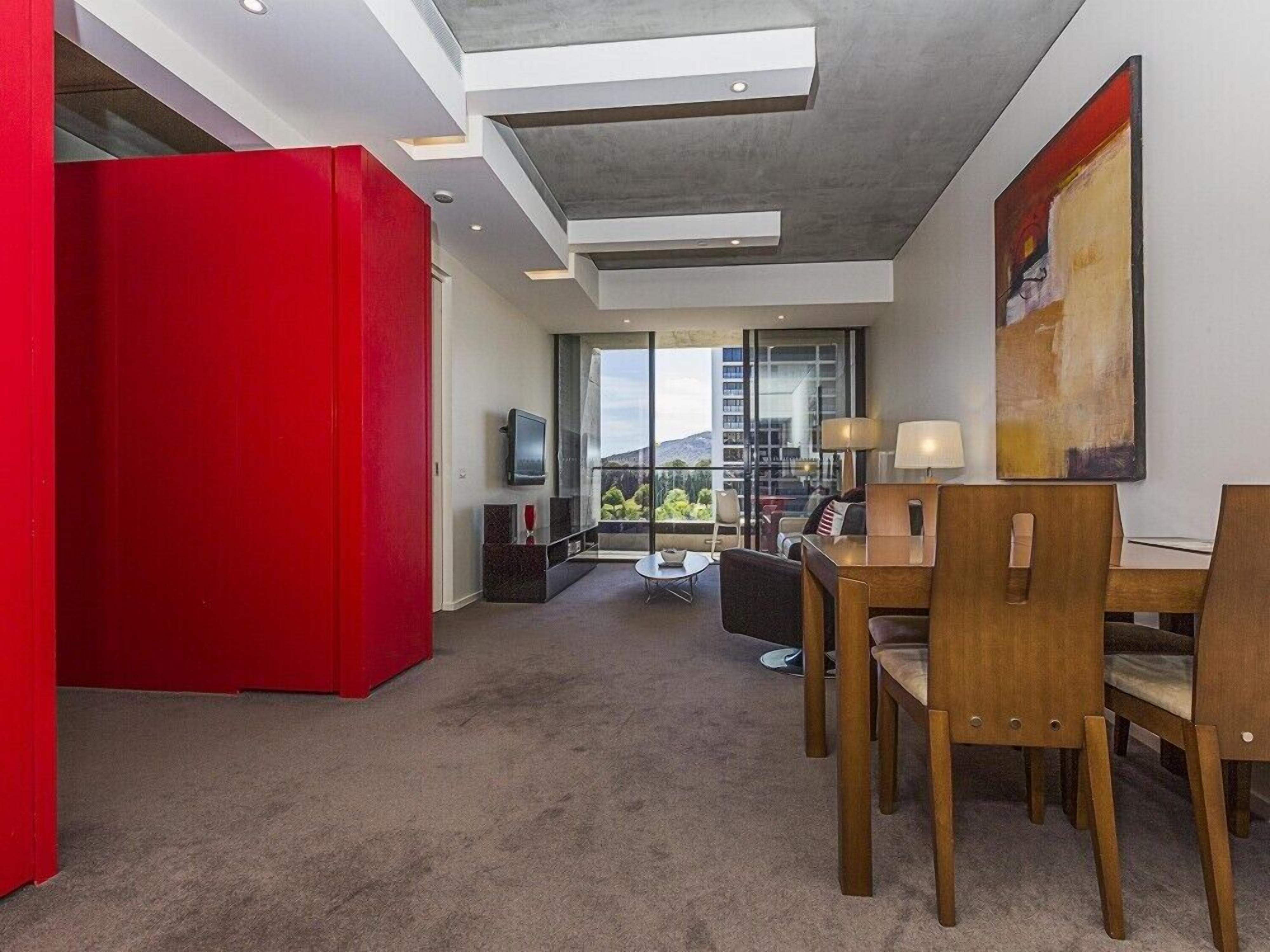 Apartment, 1 Bedroom (New Acton 607) | In-room dining