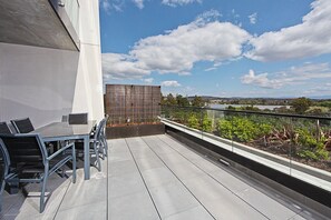 Apartment, 1 Bedroom (The ApARTments 403) | Balcony - Accommodate Canberra - The ApARTments (Canberra)