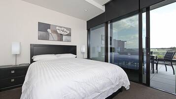 1 bedroom, iron/ironing board, bed sheets