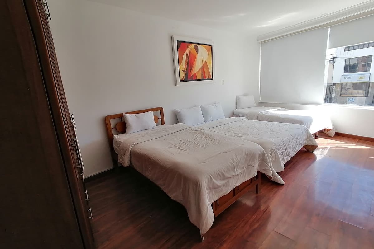 Club Quadruple Room | Free WiFi, bed sheets