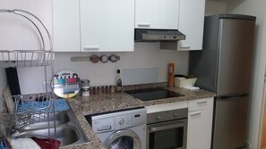 Apartment, 2 Bedrooms | Private kitchen