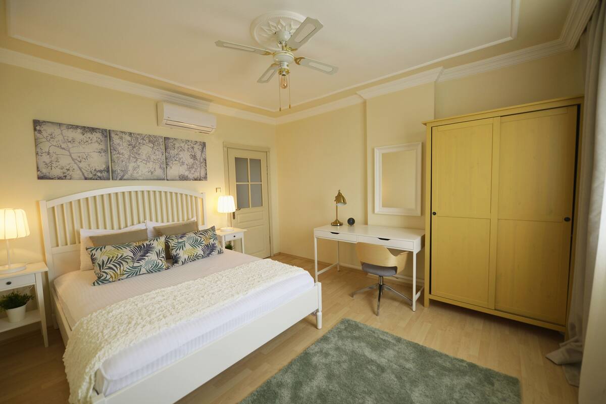 1 habitación y ropa de cama de alta calidad