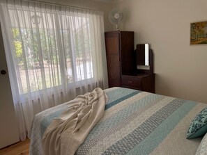Casa de campo panorámica, 2 habitaciones, vista al jardín | Vista desde la habitación