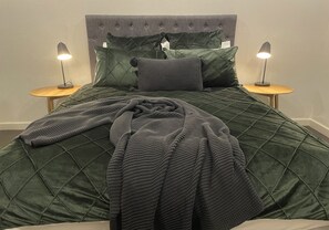 Traditional House, 2 Bedrooms, Accessible, Garden View | 2 bedrooms, minibar, blackout drapes, iron/ironing board - Hanisch Haus (Stone Well)