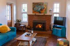 Traditional House, 2 Bedrooms, Accessible, Garden View | 2 bedrooms, minibar, blackout drapes, iron/ironing board - Hanisch Haus (Stone Well)