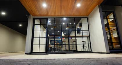 Livinn Hostel City Center Surabaya