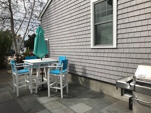 Outdoor dining - Booking for Summer 2026... 3 BR Cottage! Private Parking! Beach Passes Included! (Westerly)