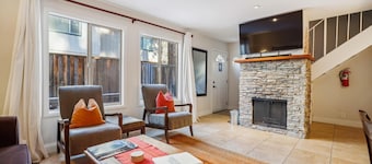 Quiet Condo 62 Lake Forest Glen - 3101, chemin Lake Forest