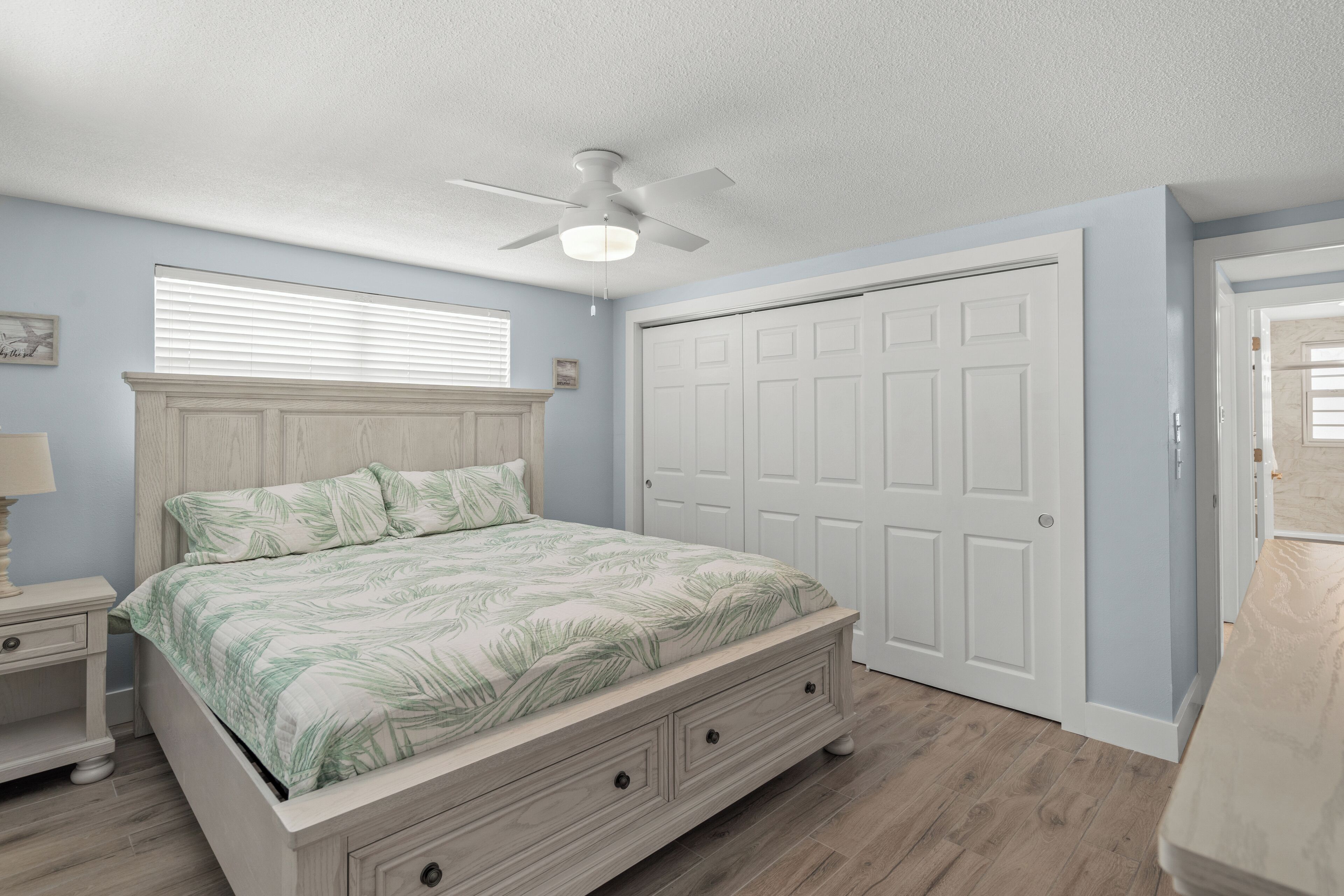 2 多间卧室、上网接入