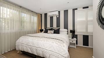 2 chambres, fer et planche Ă repasser, Wi-Fi gratuit, draps fournis