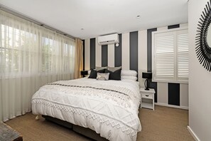 2 chambres, fer et planche à repasser, Wi-Fi gratuit, draps fournis