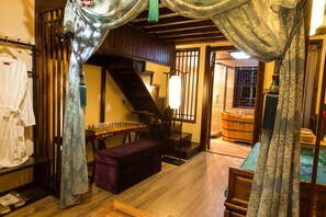 Bureau, Wi-Fi gratuit, draps fournis