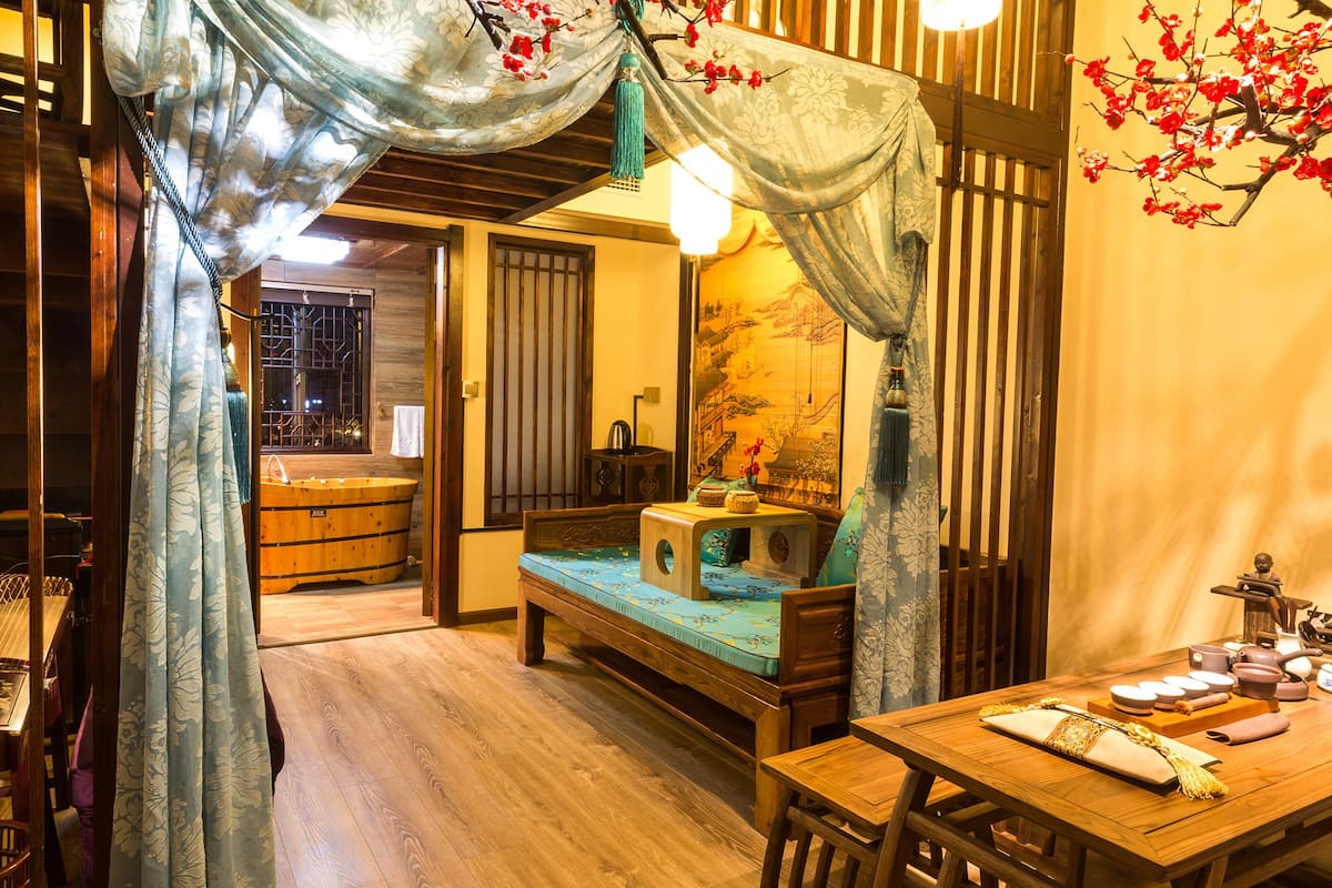 Loft | Desk, free WiFi, bed sheets