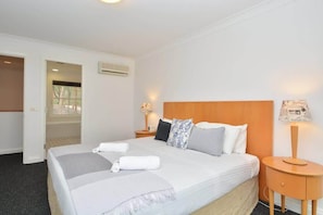 3 Schlafzimmer, Bügeleisen/Bügelbrett, WLAN, Bettwäsche