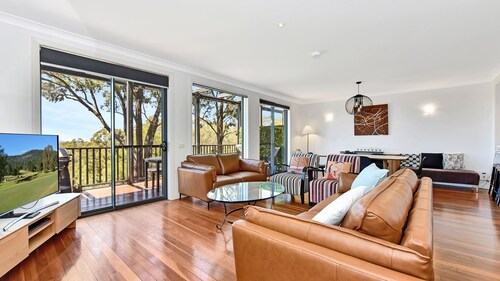 Villa 3br Tranquility Villa located within Cypress Lakes Resort