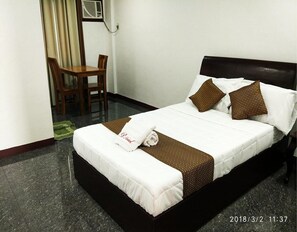Standard Room With Garage