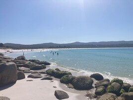 Una playa cerca
