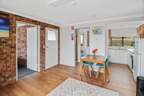 Appartement, 1 chambre | Coin séjour