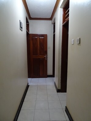 Interior entrance - Angel's Castle Hotel (Kampala)