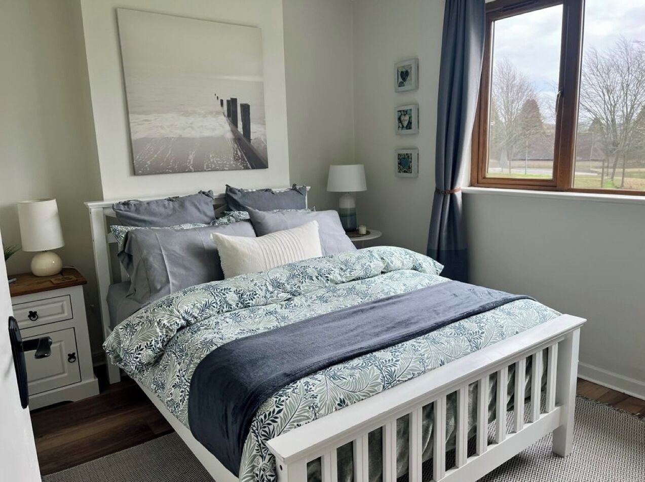 2 bedrooms, iron/ironing board, travel cot, free WiFi