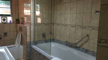 Standaard tweepersoonskamer, 1 queensize bed | Kameruitzicht