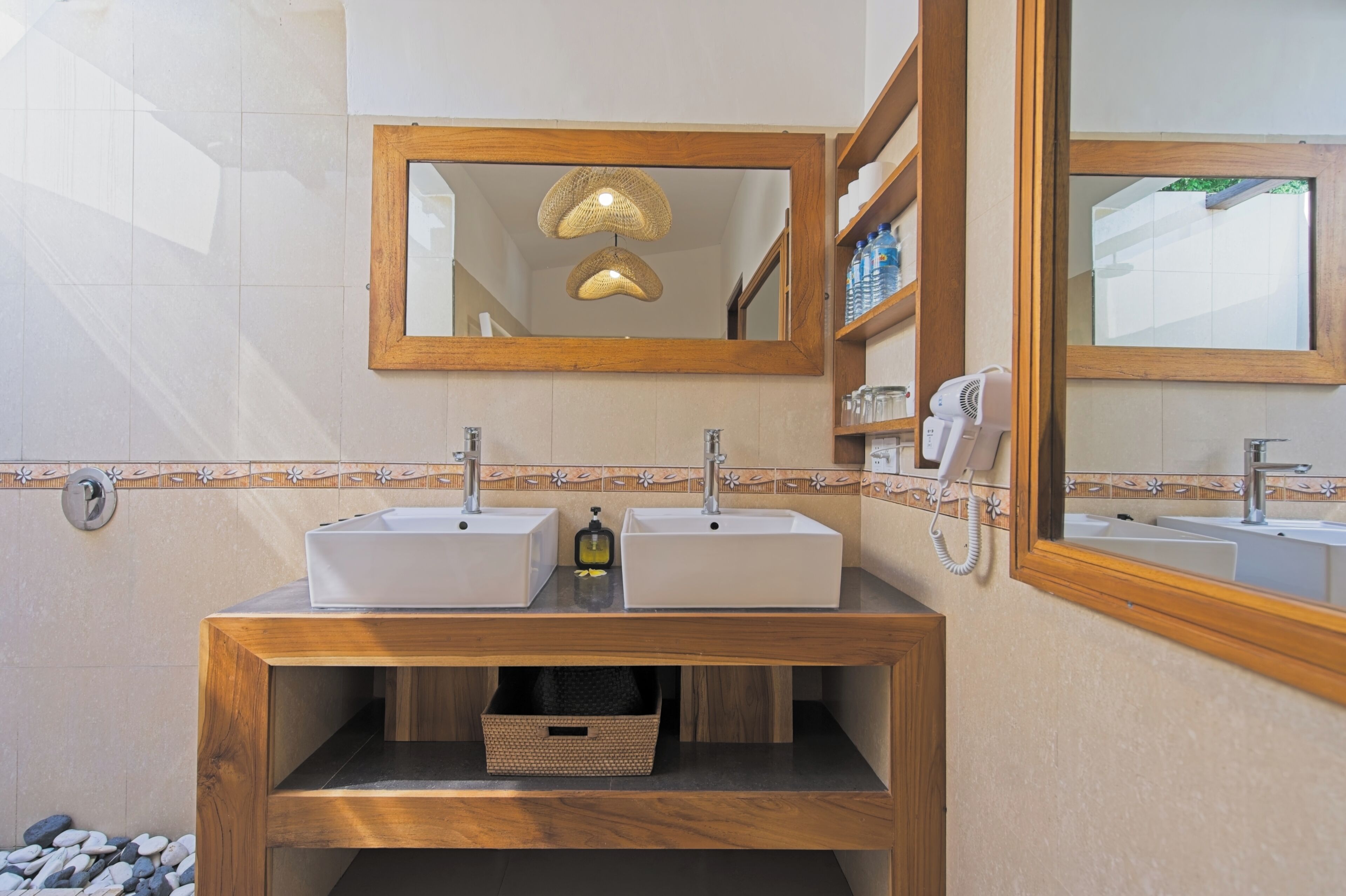 Photo - Tangga Bungalows Gili Air