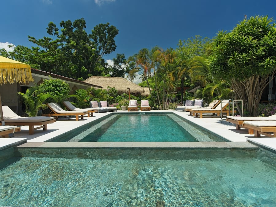 Outdoor pool, pool loungers