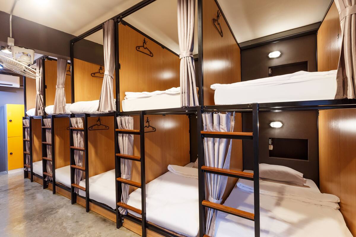 Mixed Shared Dormitory | Free WiFi