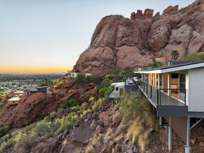 Exterior - Secluded Camelback Estate with Sweeping City Views - Pool, Hot Tub, Viewing Deck (Phoenix)