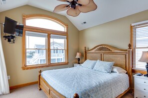 8 bedrooms, iron/ironing board, WiFi, bed sheets - Lemon Crush: Semi-oceanfront, Private Pool & Spa (Nags Head)